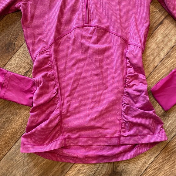Lululemon Kriss Cross 1/2 Zip Women's 8 Pink Striped Performance Pullover Top - Picture 2 of 11